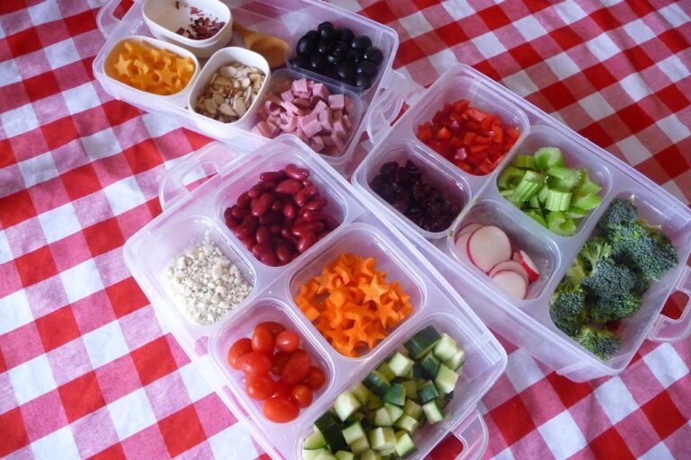 How to Make a Salad Bar