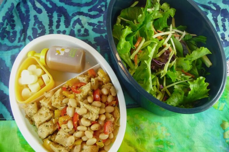 Tuscan Chicken Salad Bento