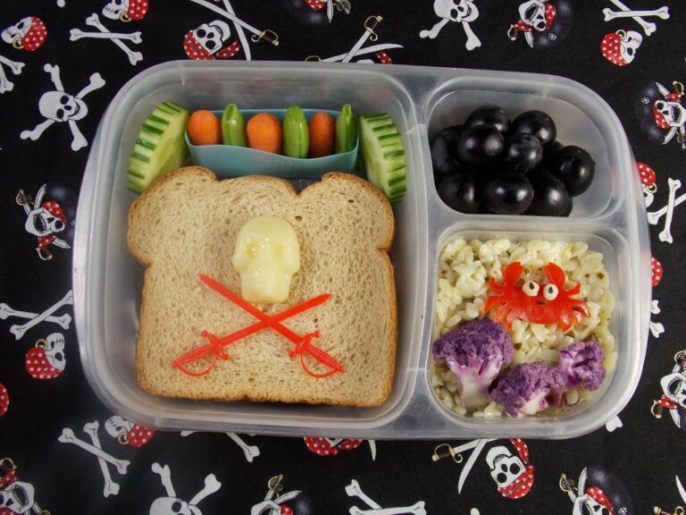 Pirate Bento, and Blog Hop!