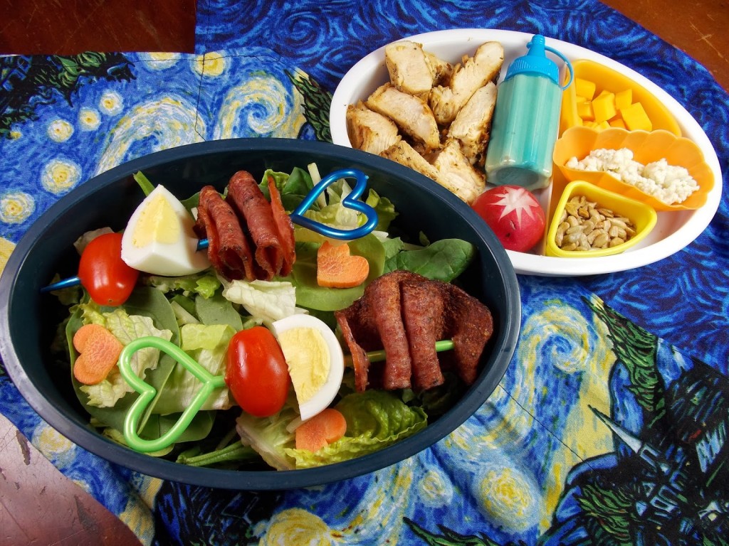 https://static.beneficial-bento.com/uploads/2014/02/Bacon-Chef-Salad-Bento.jpg