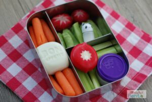 square molded eggs fit so well in bento boxes!