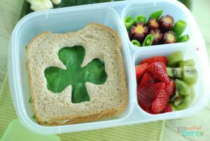 shamrock cut-out sandwich in #easylunchbox