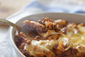 baked ziti on spoon