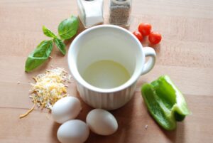 egg mugs are such an easy way to get a healthy breakfast, and so quick too!