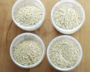 healthy breakfast idea - peach instant oatmeal, step 1