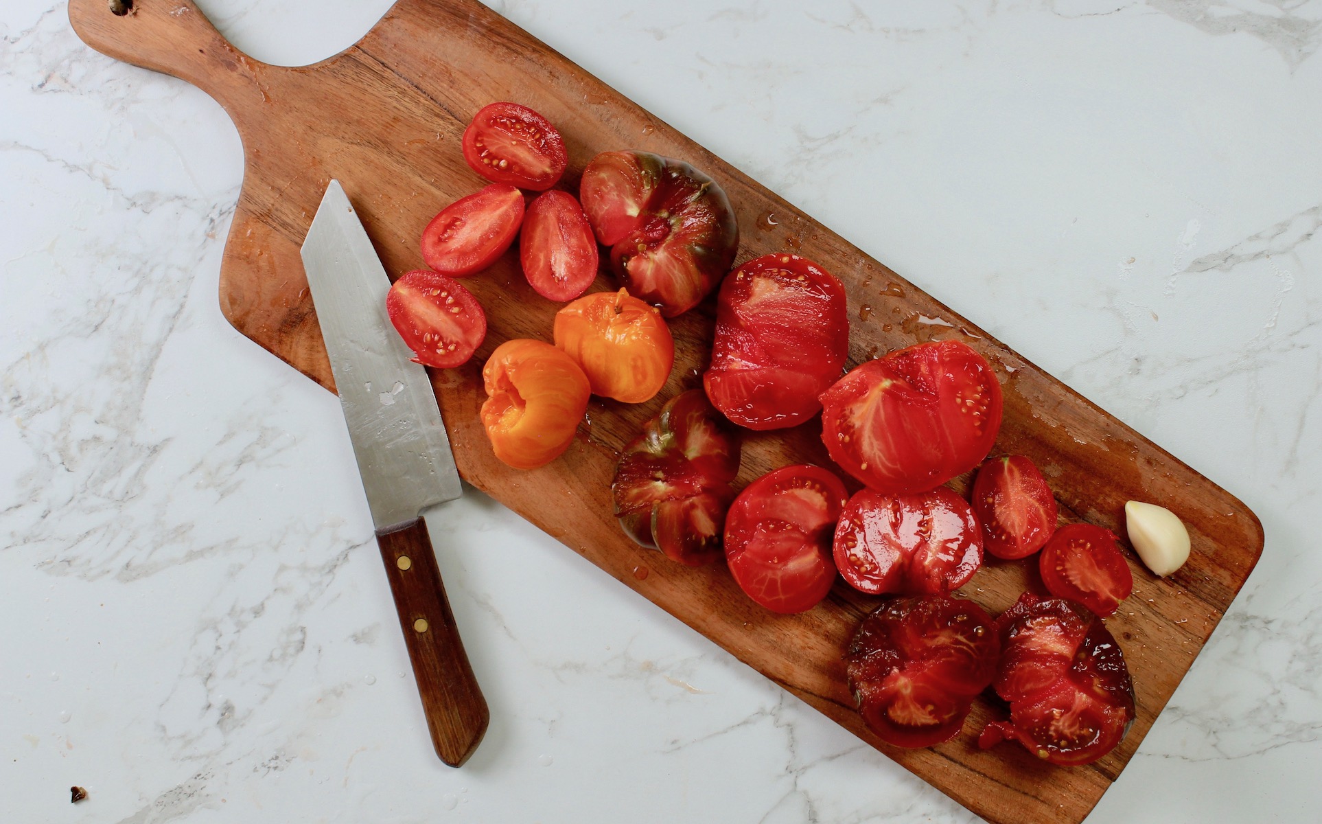 step 1. wash tomatoes, peel garlic