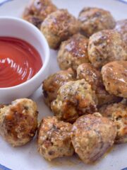 low carb chicken meatballs, sauce