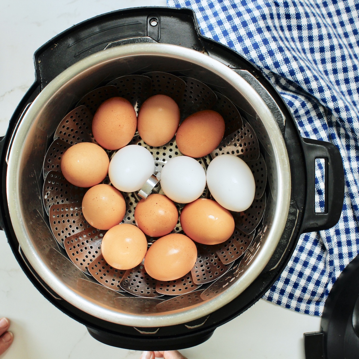 step 2. add eggs to steamer basket