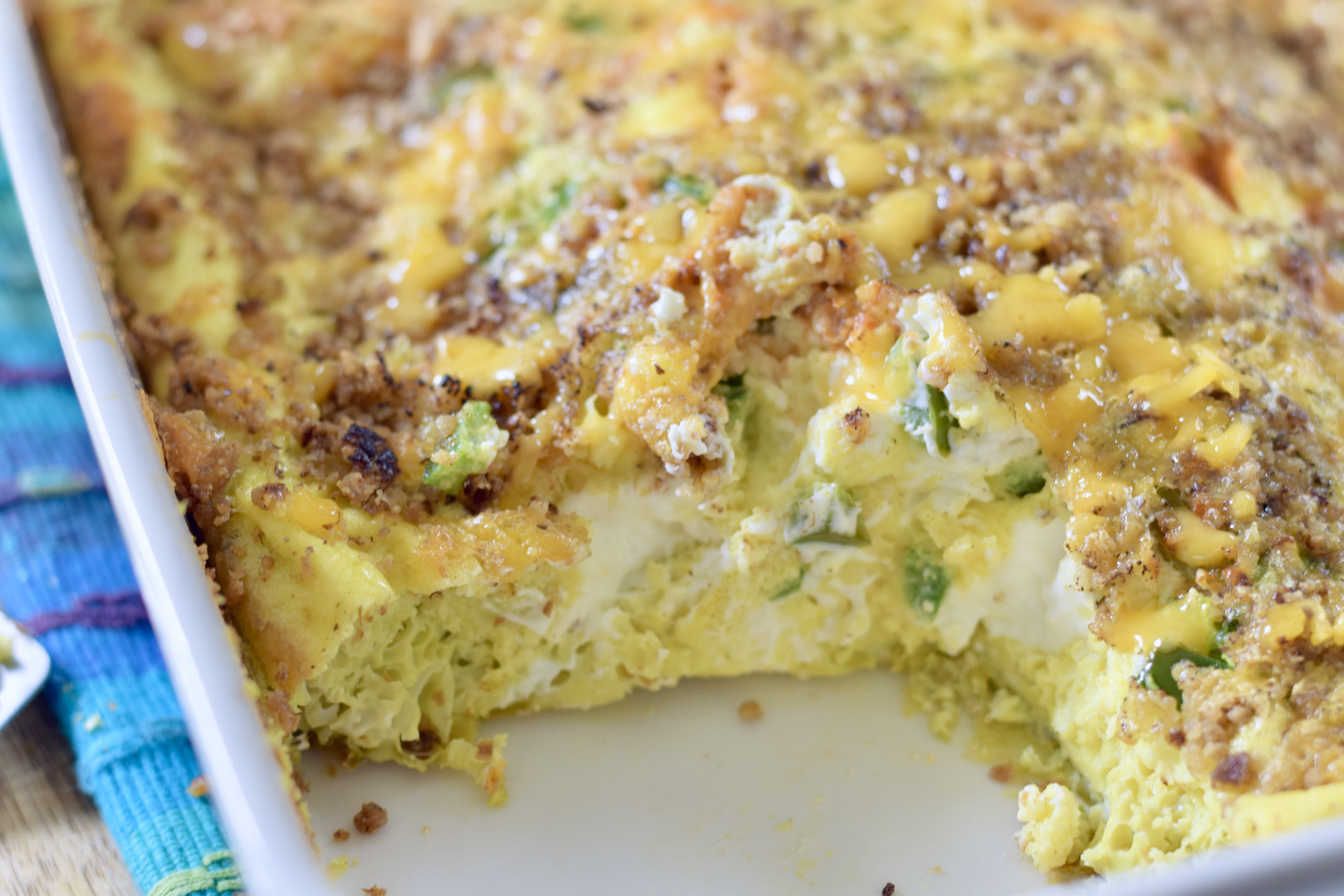 jalapeno popper breakfast casserole, close
