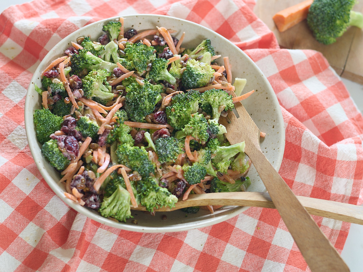 broc carrot overhead horiz