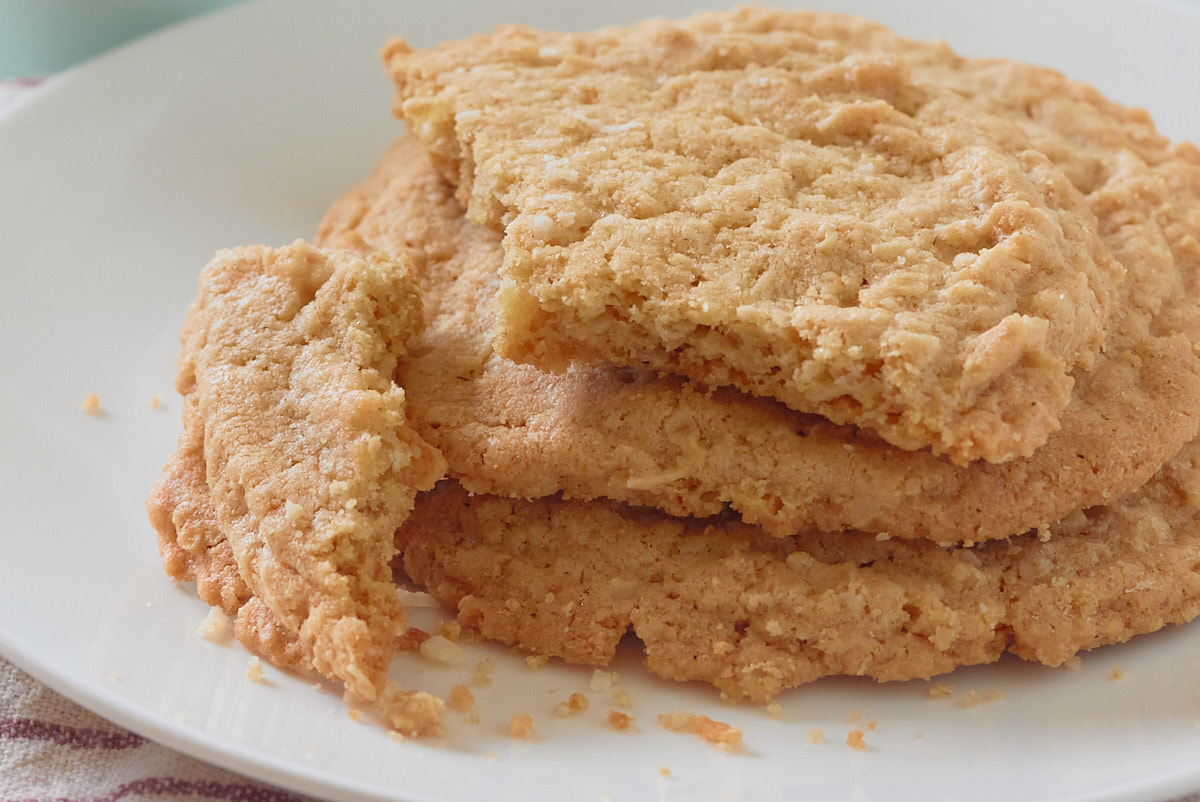oatmeal coconut cookies, macro
